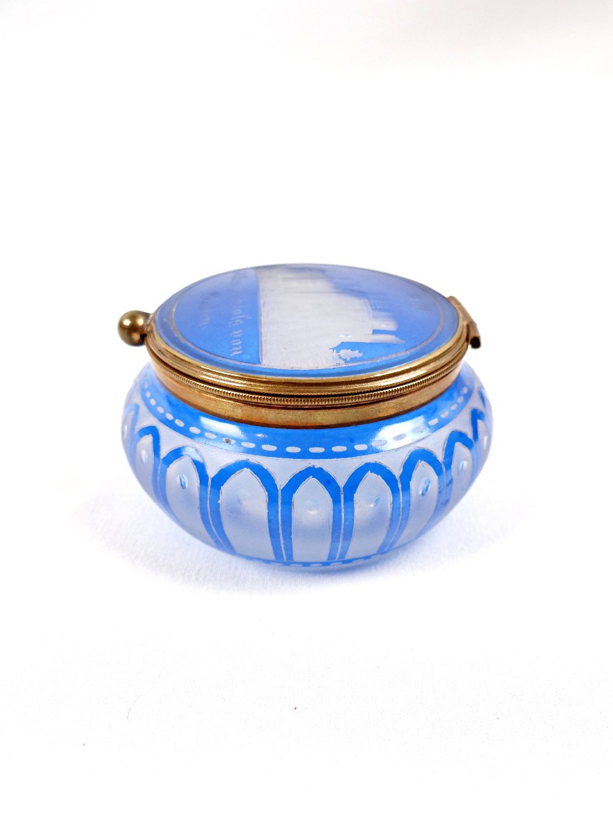 Boîte à pilule en cristal de bohème bleu à décor du Château de Bade XIXème-photo-3