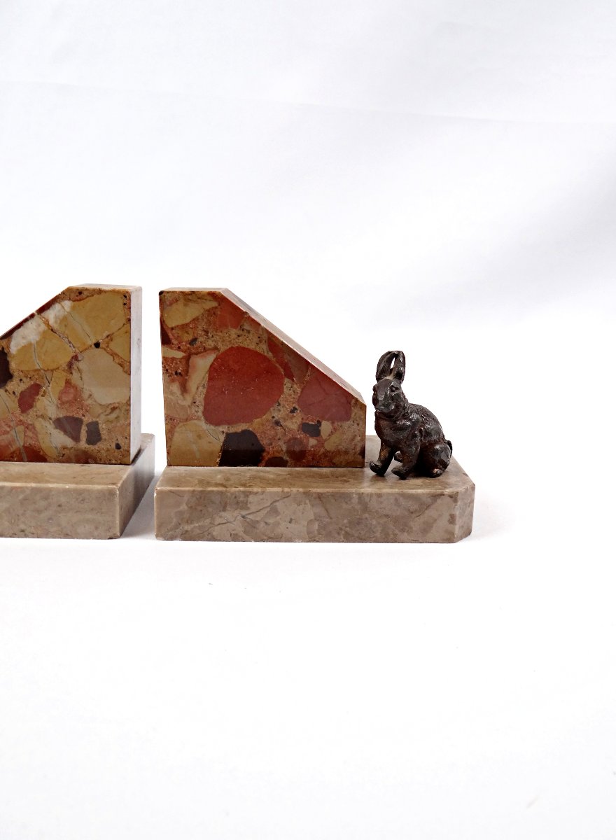 Paire de serre-livres Art Déco en marbre veiné et lapins en bronze début XXème-photo-3