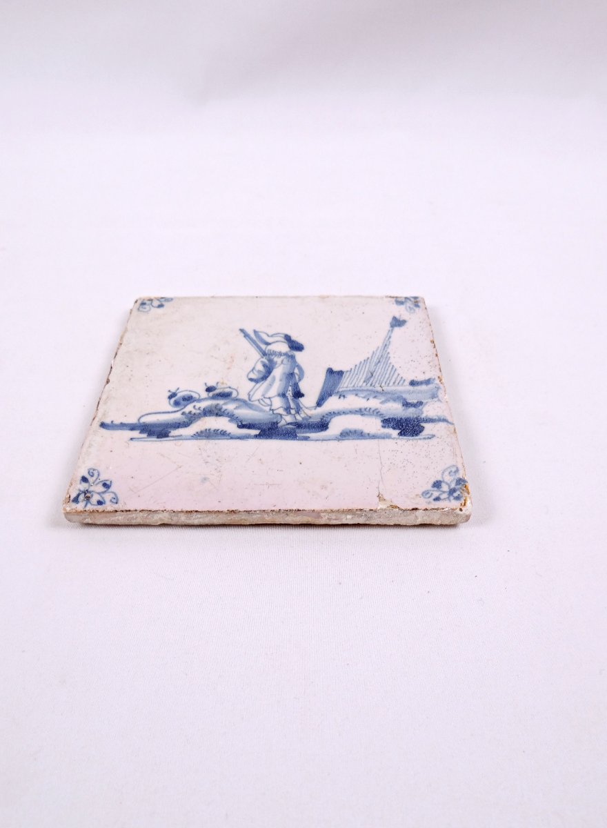 18th-century Delftware Tile Depicting A Hunting Scene With A Carabiniere Seen From Behind-photo-2