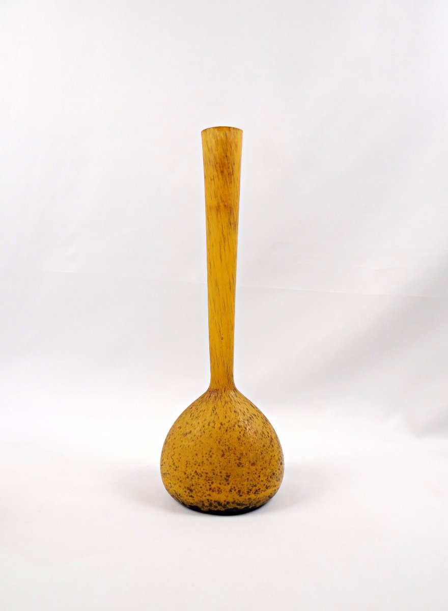 Vase Art Déco verre multicouche effet marmoréen jaune dans le goût de Delatte Nancy-photo-3