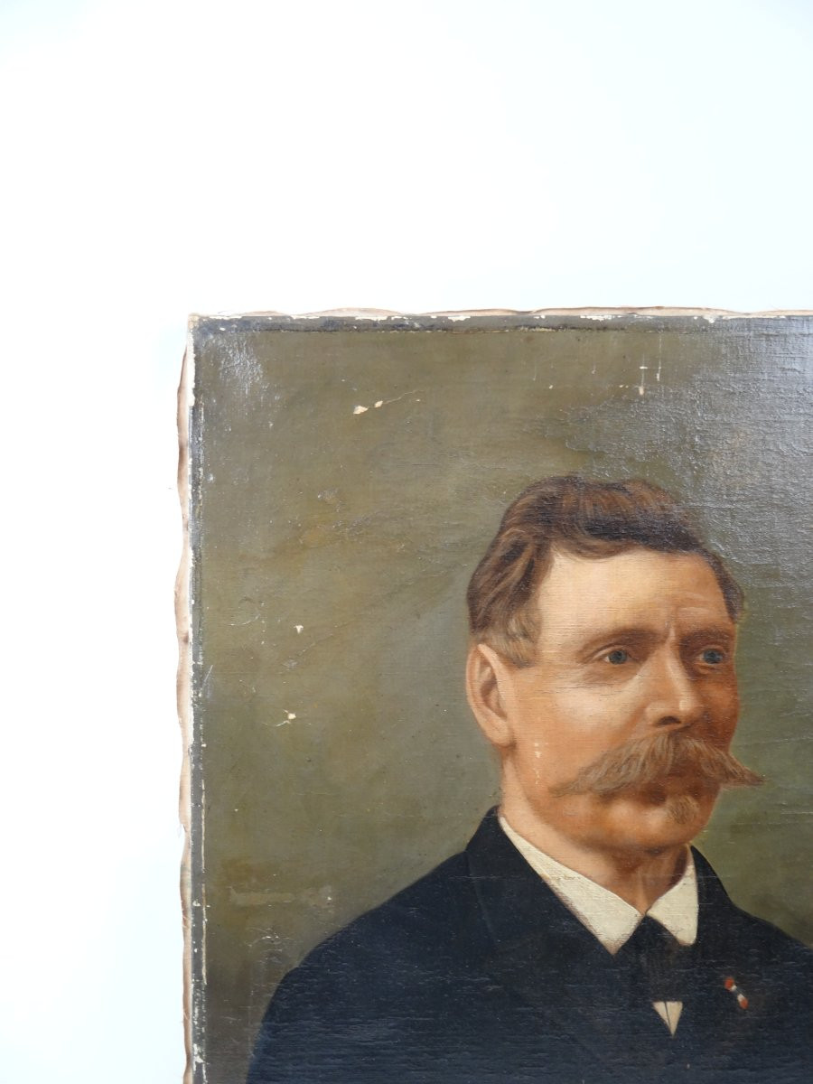 French Oil On Canvas Portrait Of A Moustachioed Man Signed H. Labeyrie Early 20th Century-photo-2