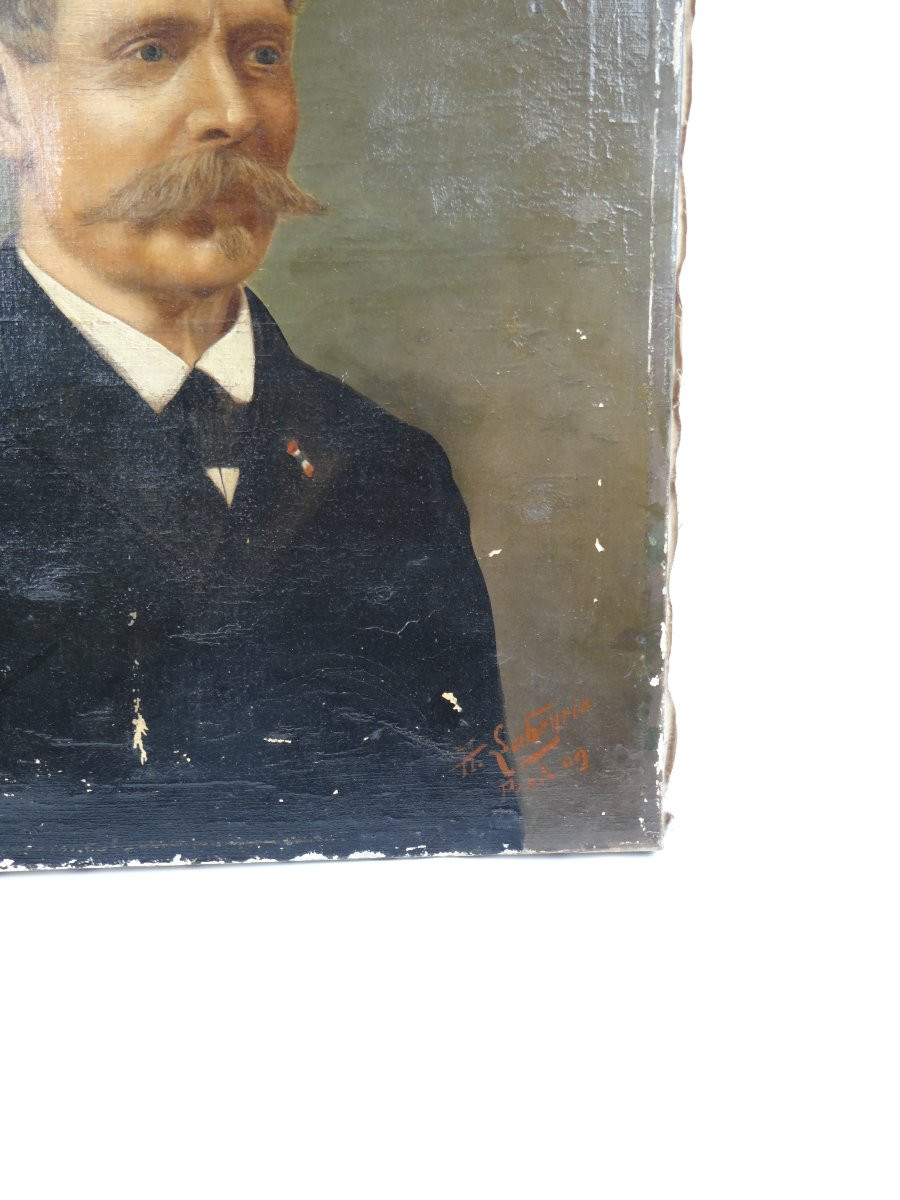 French Oil On Canvas Portrait Of A Moustachioed Man Signed H. Labeyrie Early 20th Century-photo-2