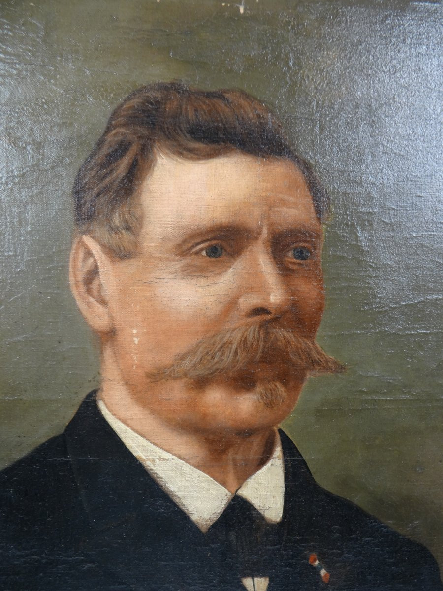 French Oil On Canvas Portrait Of A Moustachioed Man Signed H. Labeyrie Early 20th Century-photo-4
