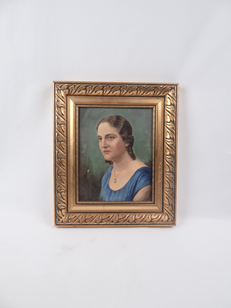 Potrait De Femme Au Collier Oil On Canvas 43x36 Early 20th 1930s
