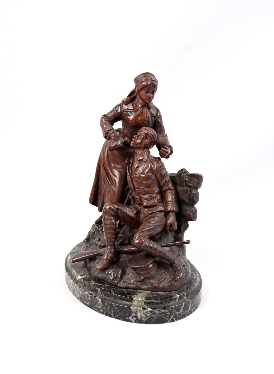 Georges Omerth Infirmière soignant un soldat sculpture Art Déco en Bronze début XXe-photo-4