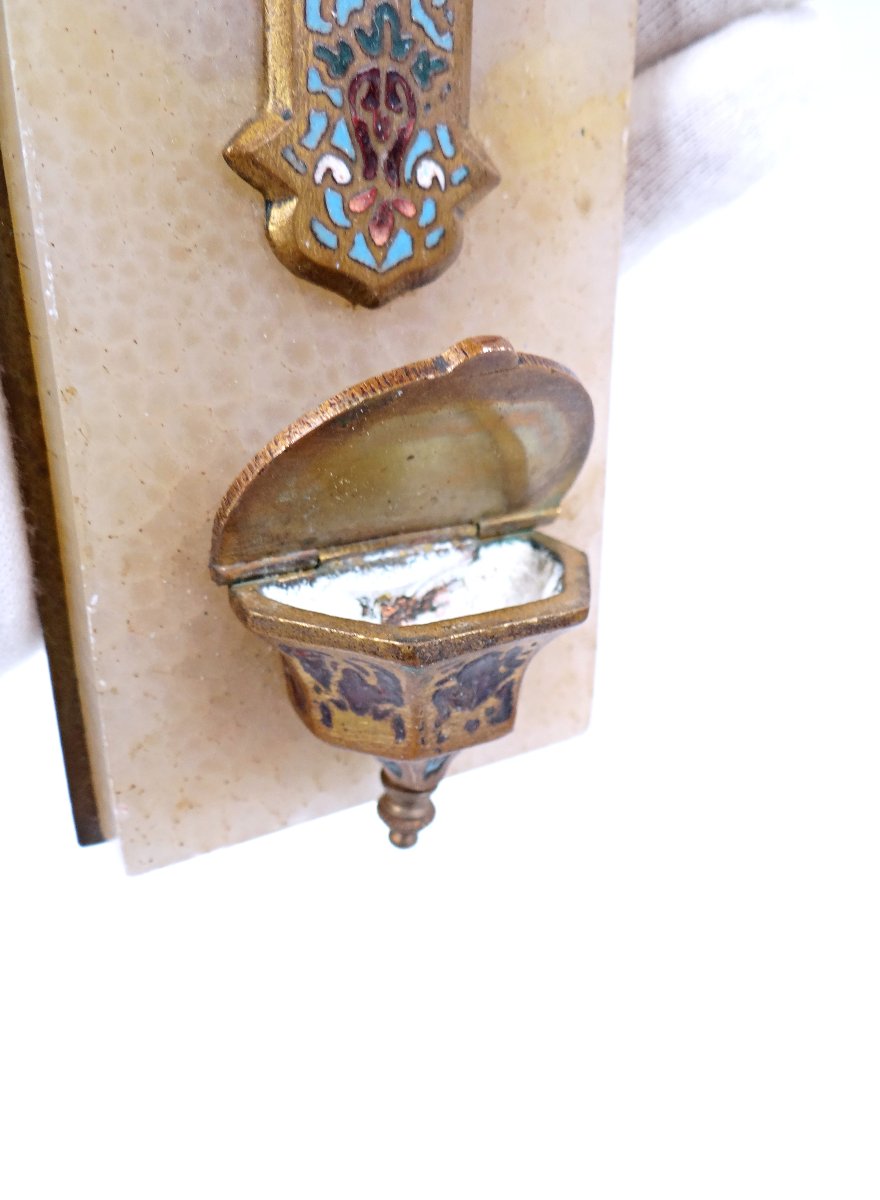 Bénitier crucifix XIXe en onyx, bronze doré & émaux cloisonnés-photo-3