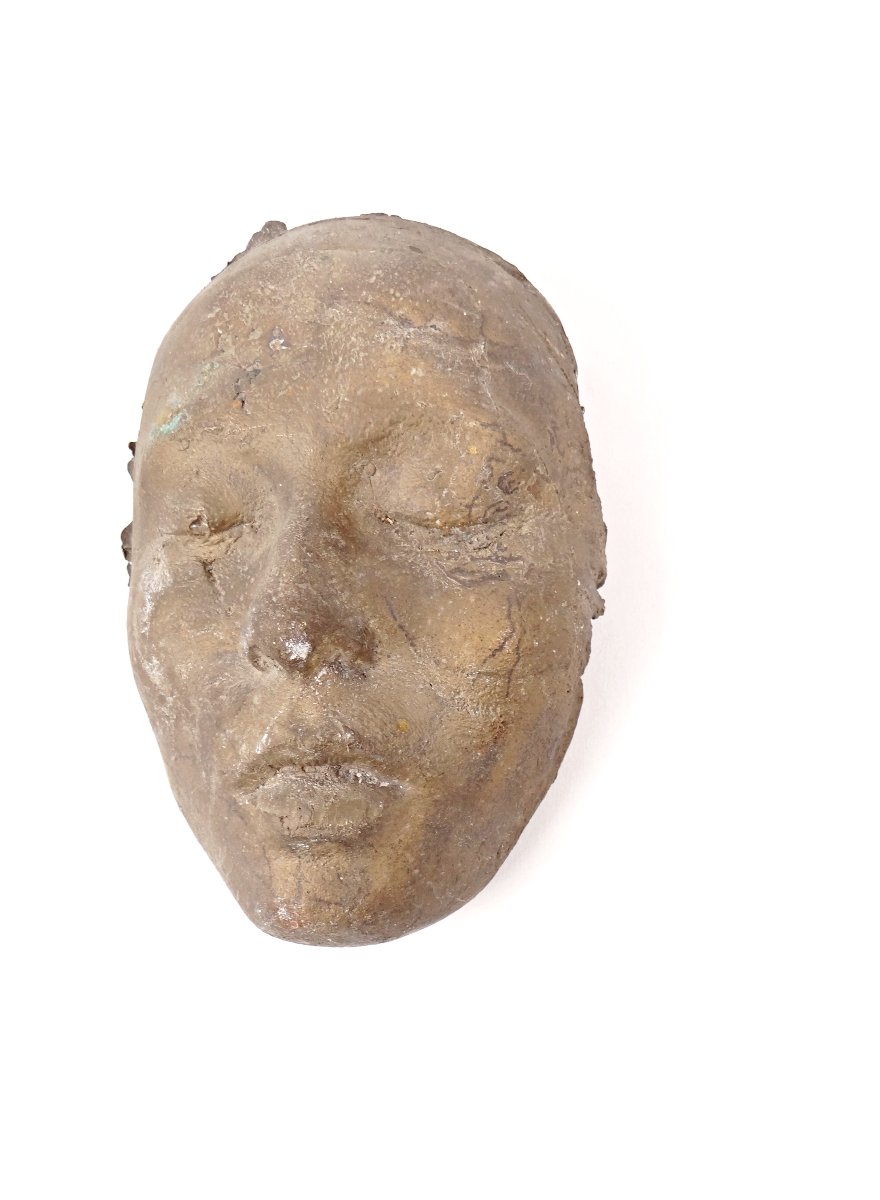 Masque mortuaire en bronze massif d'une femme asiatique cabinet de curiosité XXe-photo-3