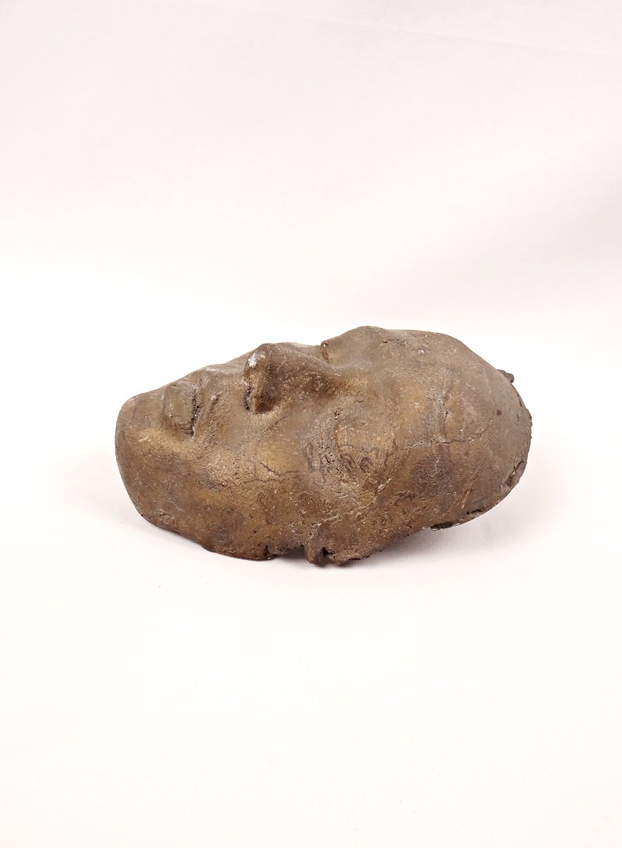 Masque mortuaire en bronze massif d'une femme asiatique cabinet de curiosité XXe-photo-5