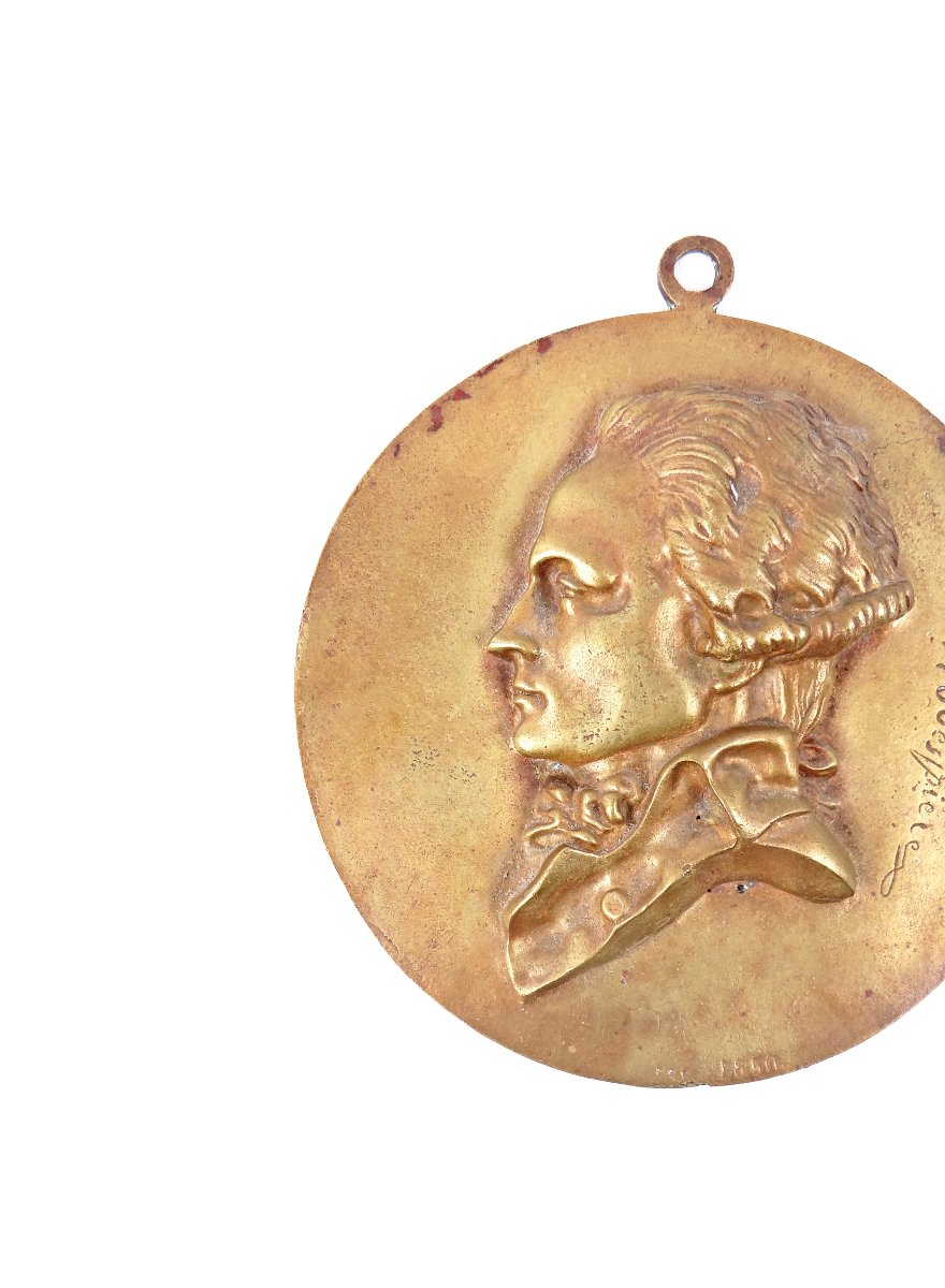 Médaillon portrait de Maximilien Robespierre en bas-relief daté de 1850 XIXe-photo-2