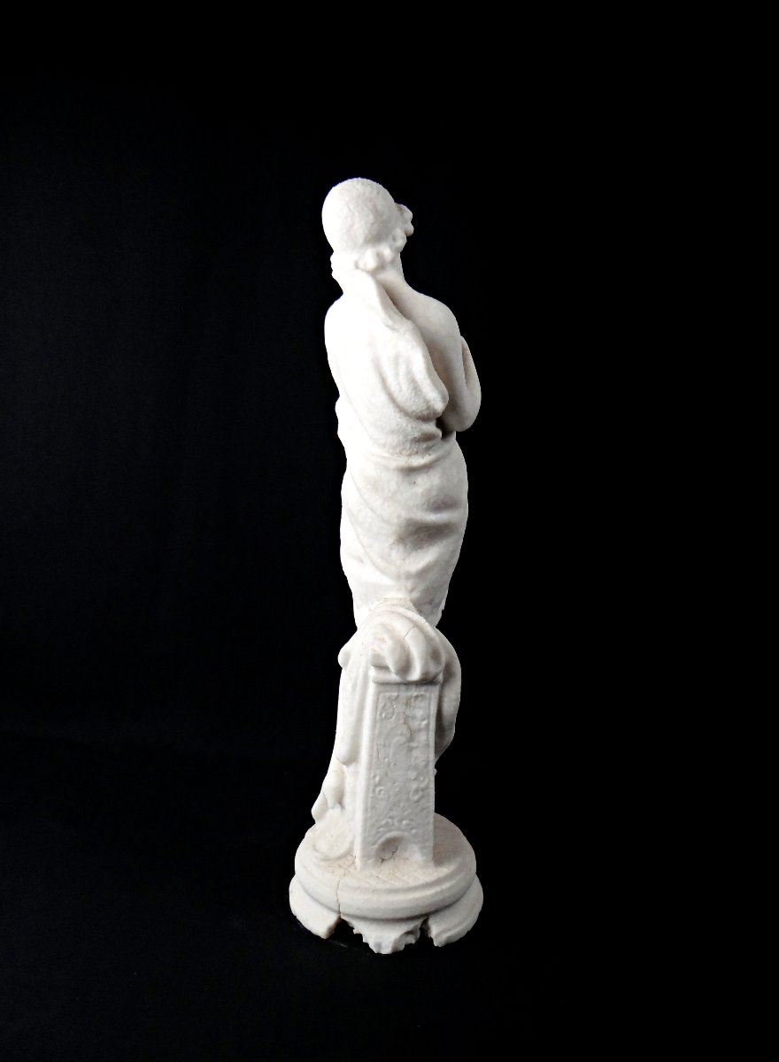 Statue Art Déco en calcaire ou eau pétrifiée d'une femme élégante début XXe -photo-3