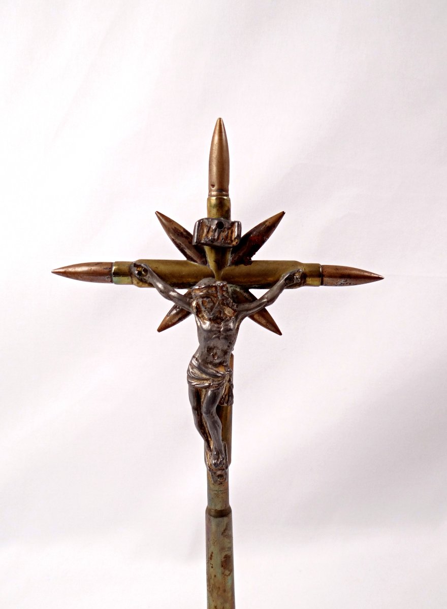 Crucifix Made From Bullets From World War I (1914–1918): Religious Handicrafts From The Trenches -photo-2