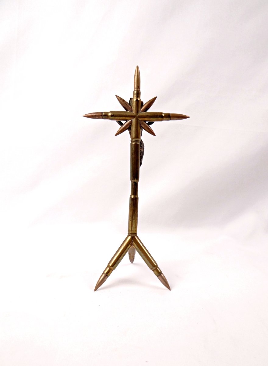 Crucifix Made From Bullets From World War I (1914–1918): Religious Handicrafts From The Trenches -photo-3