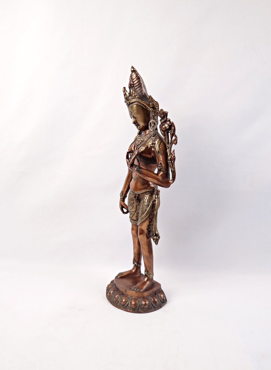 Sculpture en bronze cuivré Bodhisattva de Tara debout Tibet début XXe-photo-4