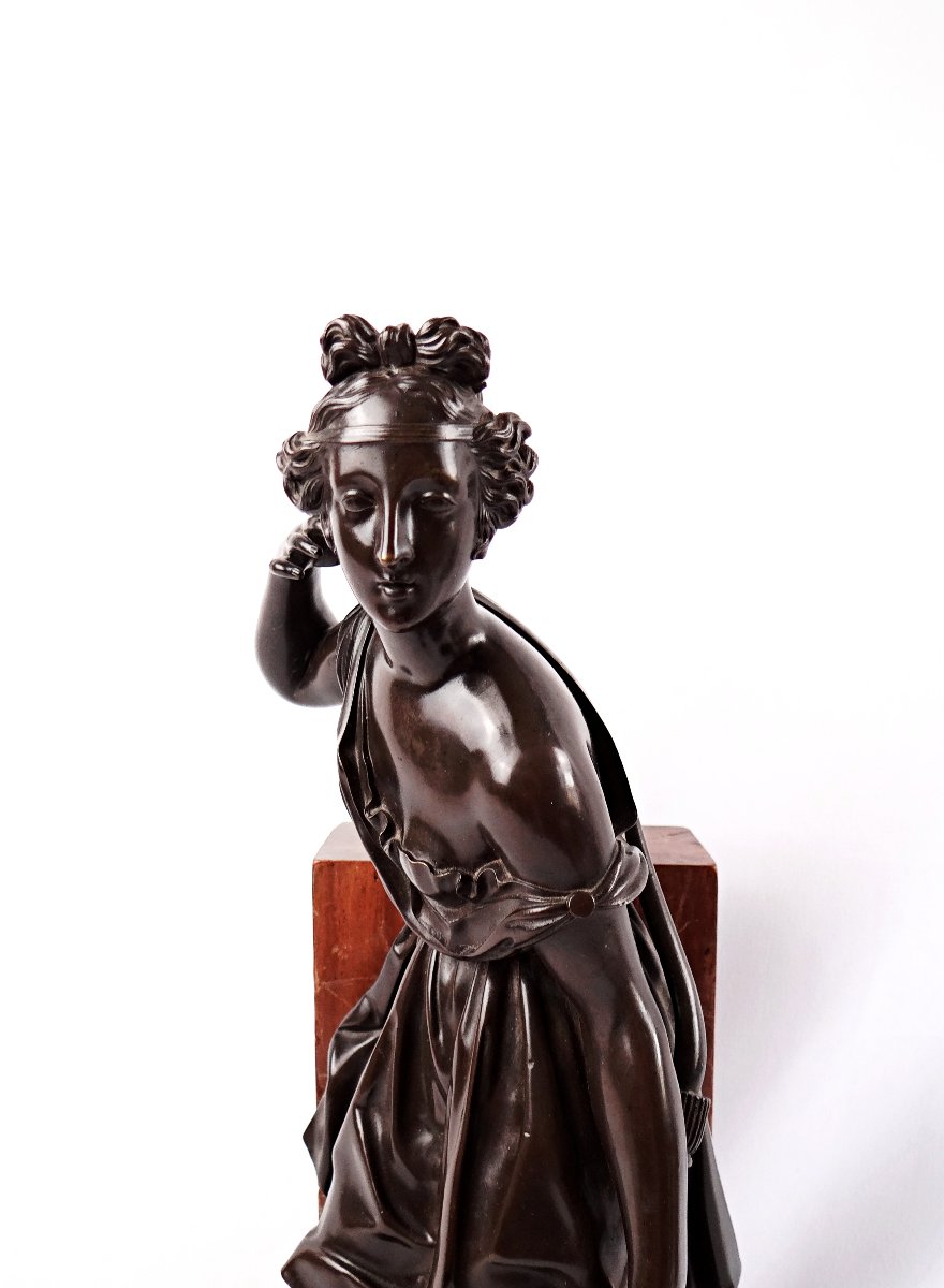 Diane chasseresse sculpture en bronze sur socle en bois fin XIXe-photo-2