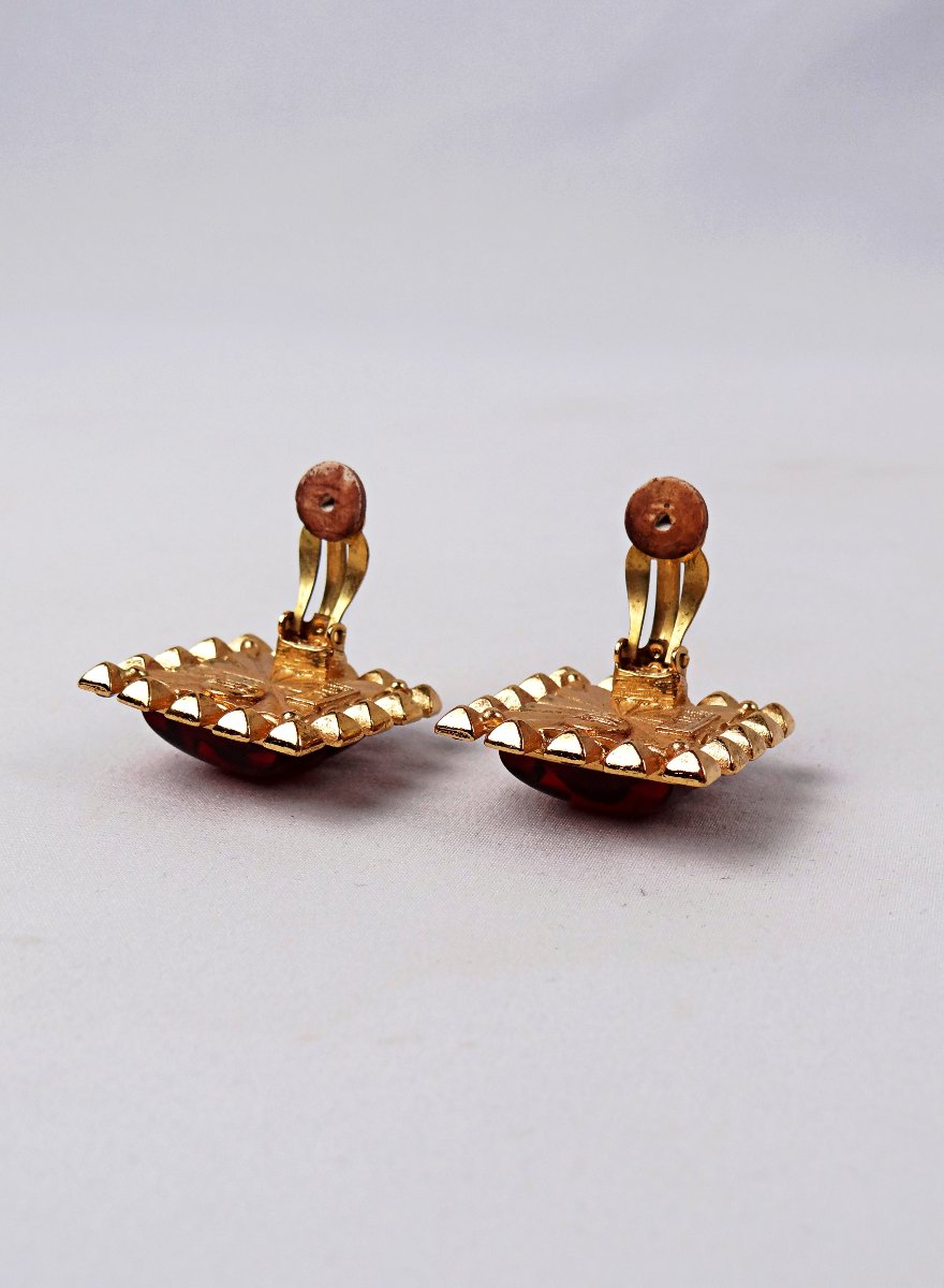 Pair Of Yves Saint Laurent & Goosens Gold-plated Clip-on Earrings With Gripoix-photo-7