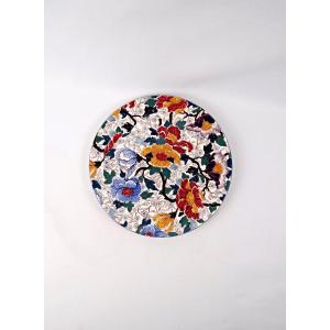 Plat à tarte circulaire en faïence de Gien décor polychromé modèle pivoine fin XIXe
