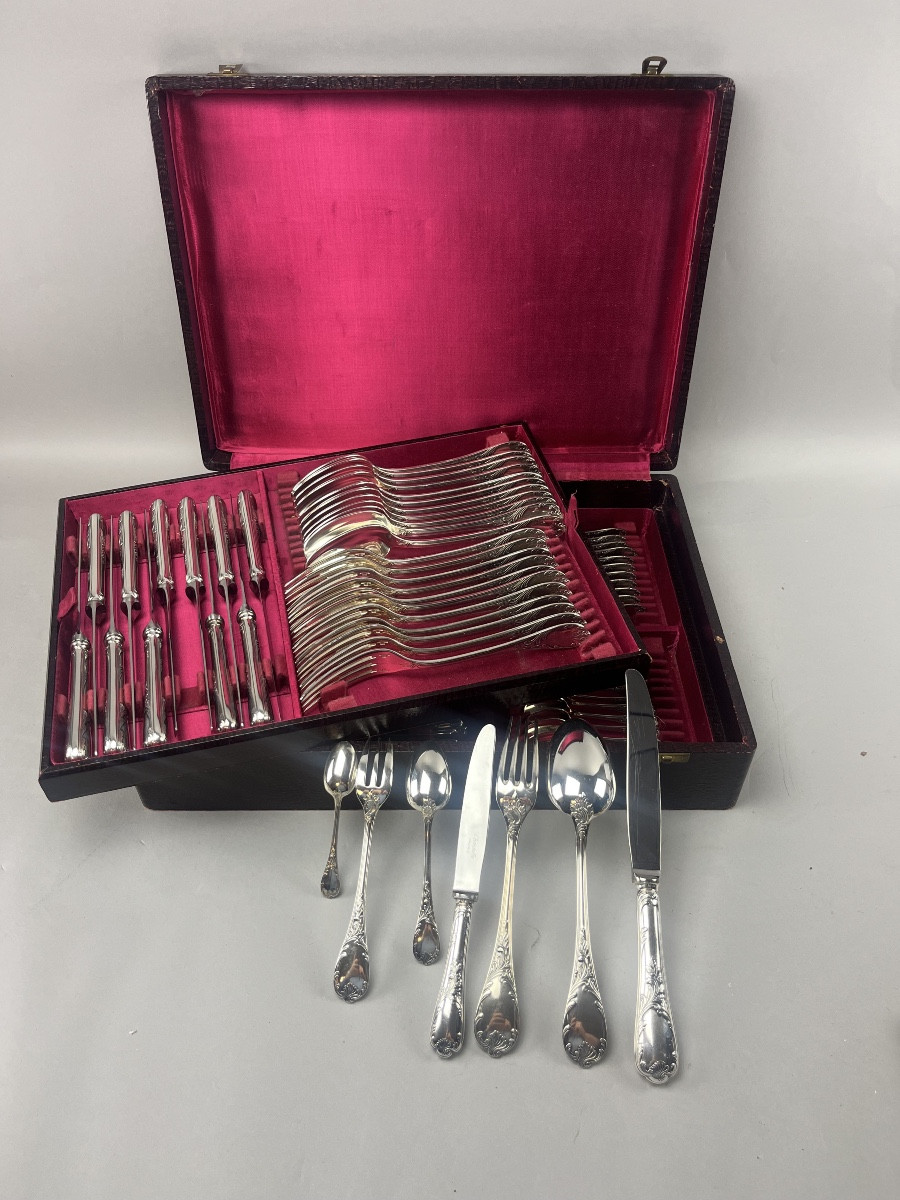 Ménagère modèle MARLY  Christofle
