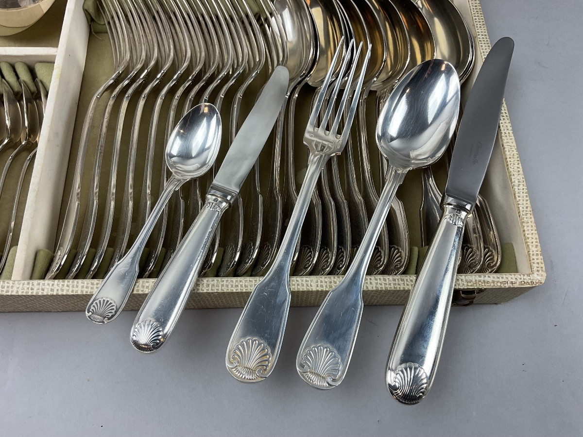 Christofle Ménagère modèle Vendome 61 pièces 