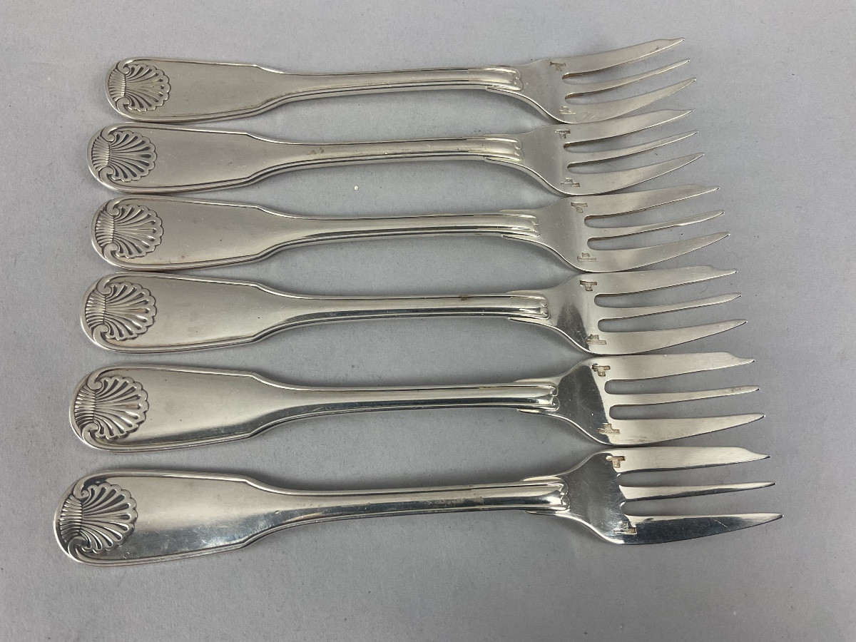 Six fourchettes à gâteaux modèle Vendome Christofle 