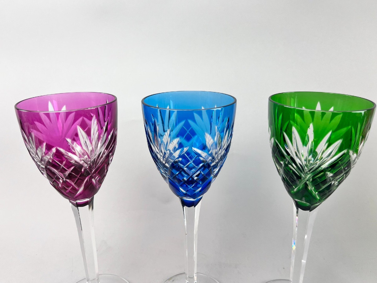 Série de 6 verres à vin de couleur modèle Chantilly St Louis -photo-3
