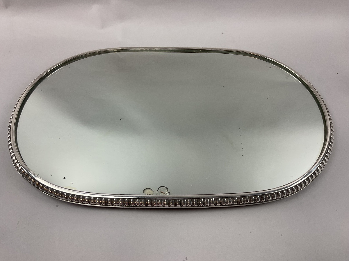 Silver Metal And Mirror Table Centerpiece