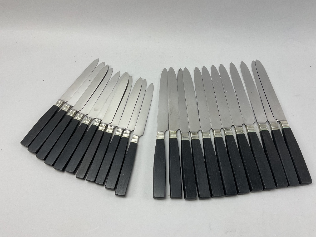 Table Knives And Cheese Knives With Ebony Handles 