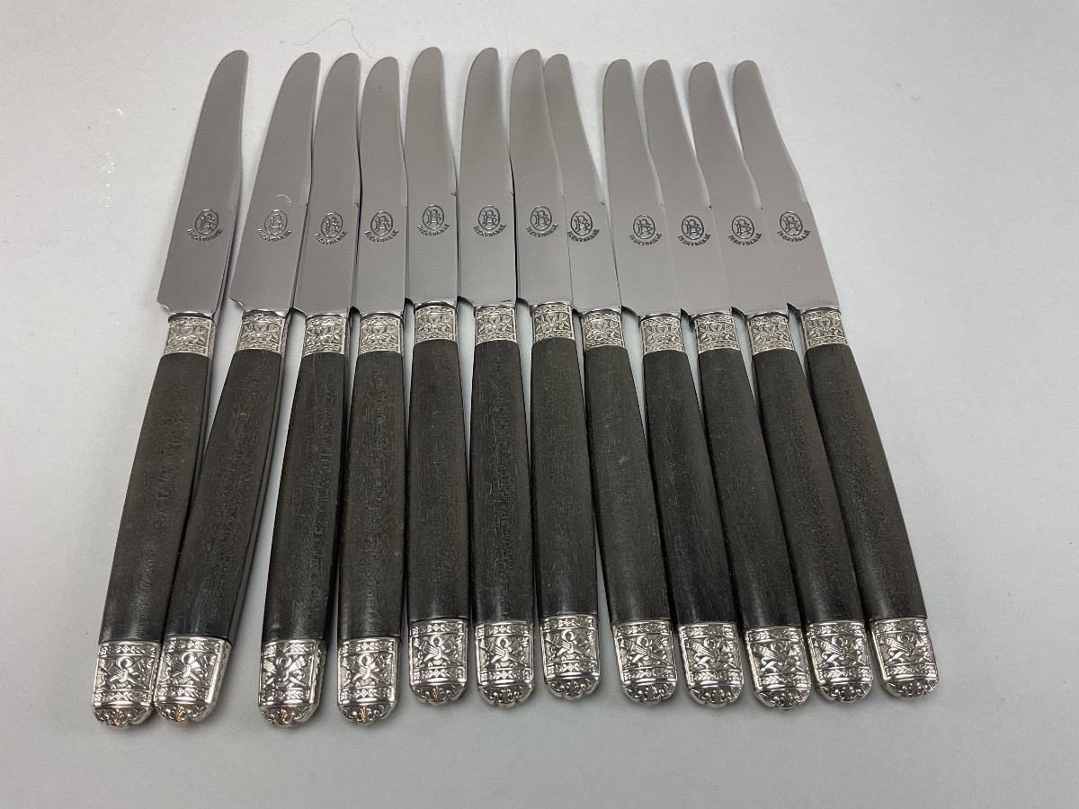 Couteaux à fromage ou entremet manche ébène virole argent 