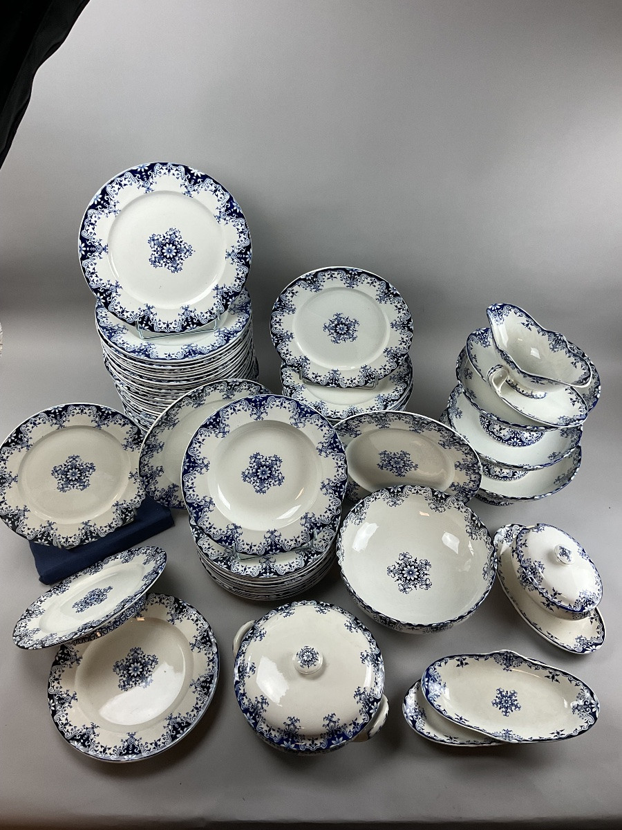 Jules Veillard Rouen Bordeaux Dinner Service-photo-2