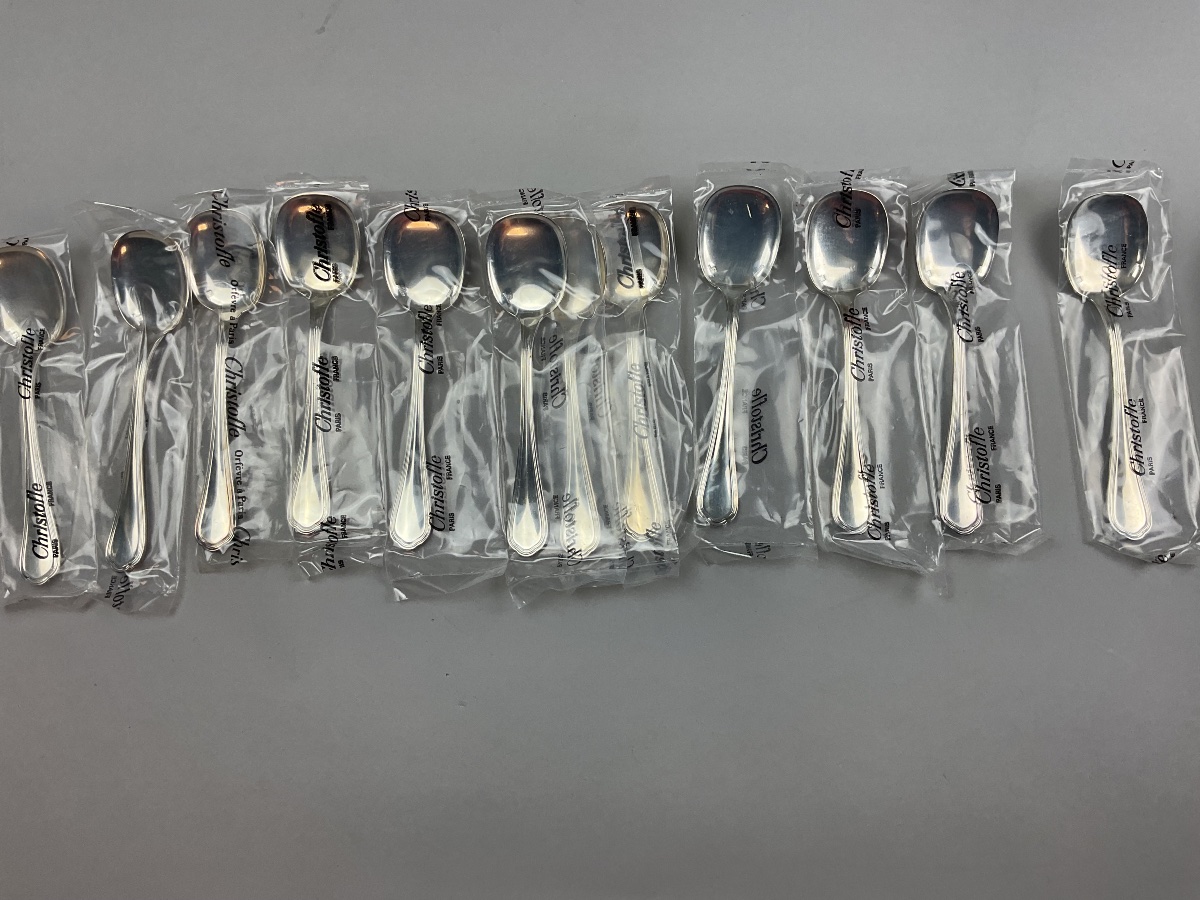 12 cuillères à glace modèle Spatours Christofle 