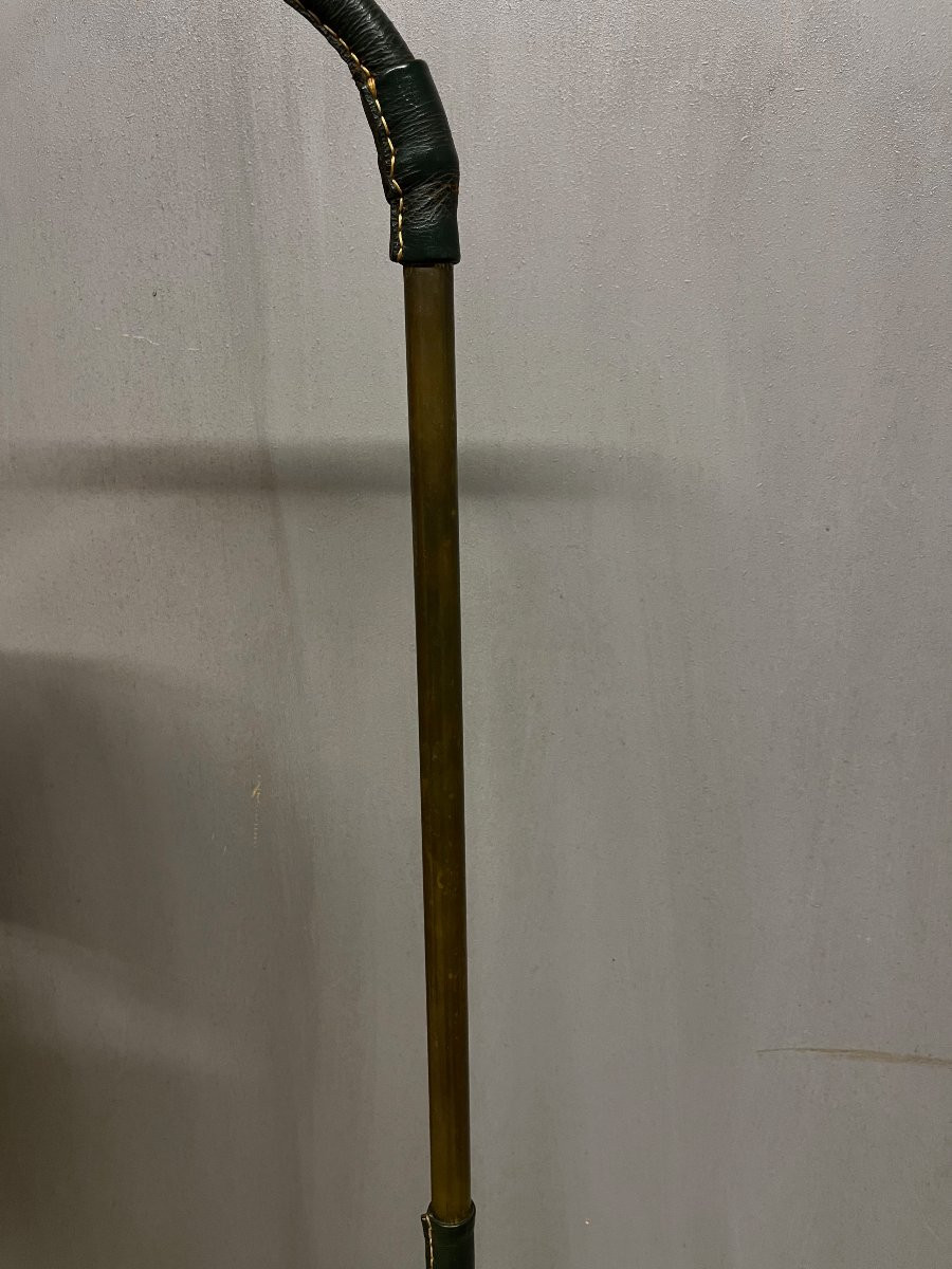 lampadaire Jacques ADNET  cuir vert  et laiton scandinave lampe luminaire  vintage-photo-1