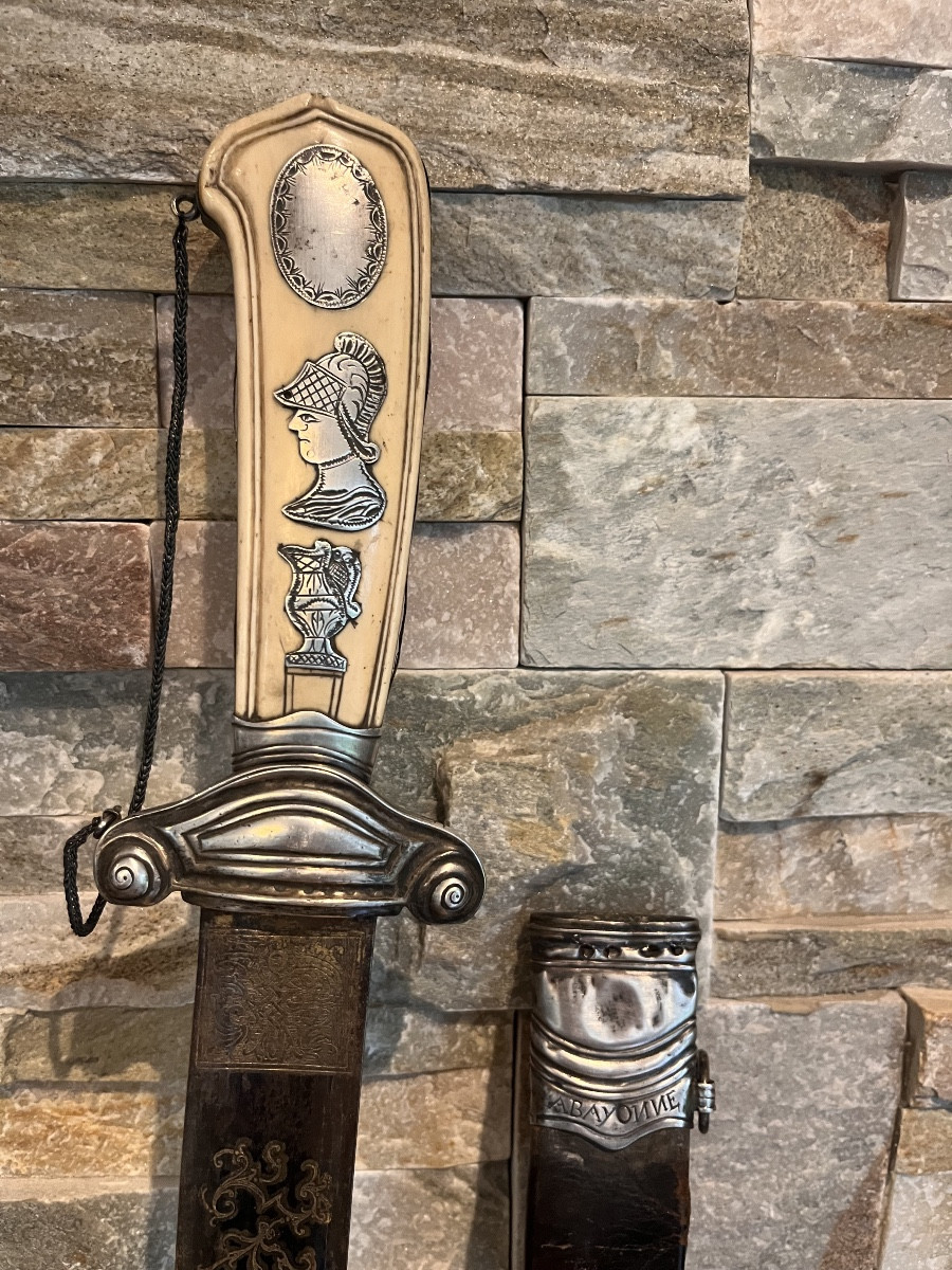 Dague de vennerie chasse basque argent et os Deffez 18 ème Louis XV Bayonnne