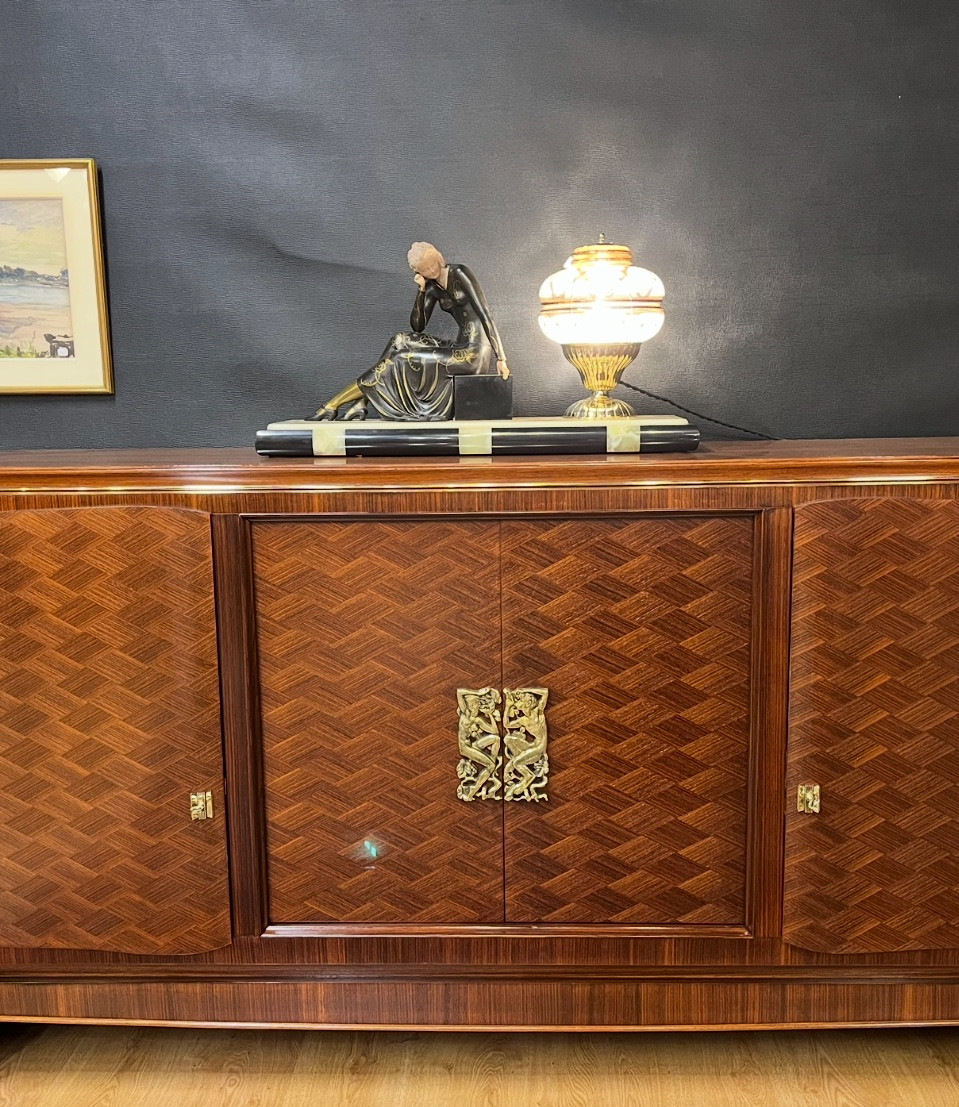 Art Deco Lamp For A Woman -photo-2