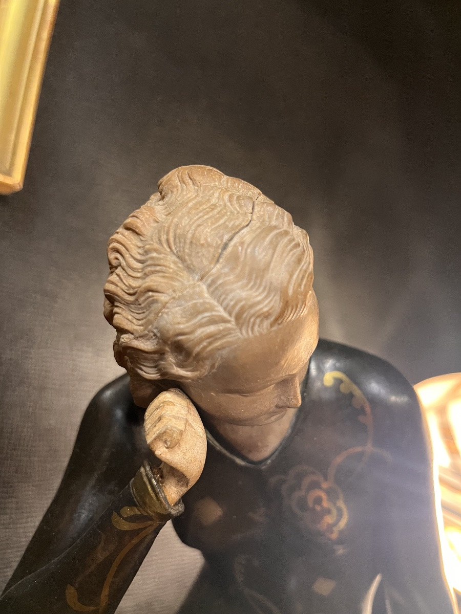 Art Deco Lamp For A Woman -photo-5