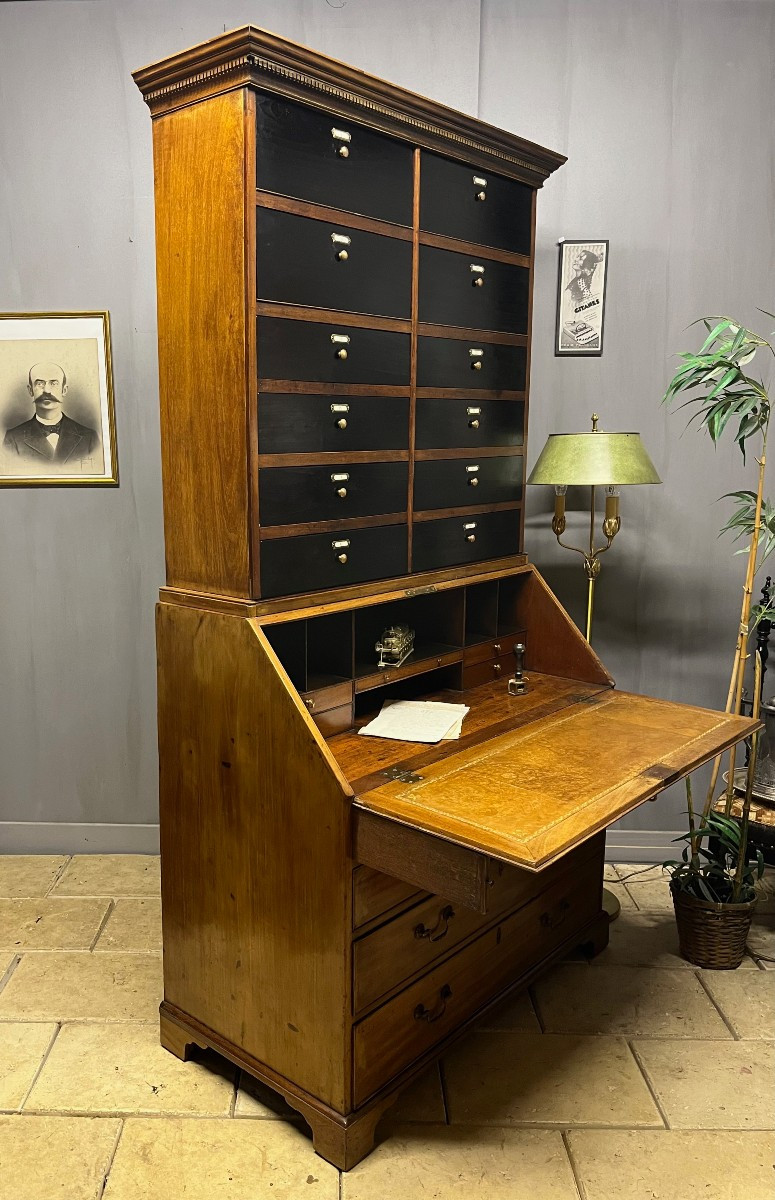 Secrétaire -scriban en acajou blond 19 ème  classeur  bureau 