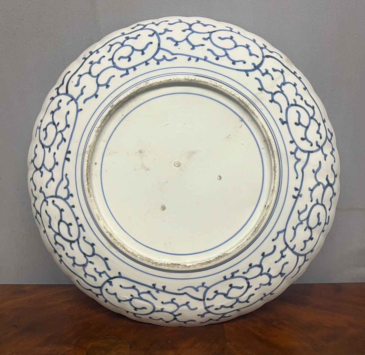Large Imari Porcelain Platter From Japan, 47 Cm Diameter-photo-1