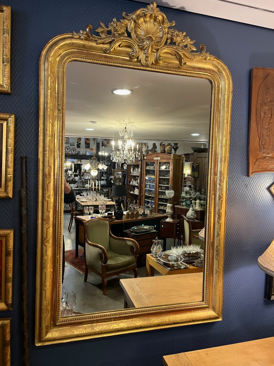 Miroir doré Louis Philipe avec fronton hauteur 150 cm  