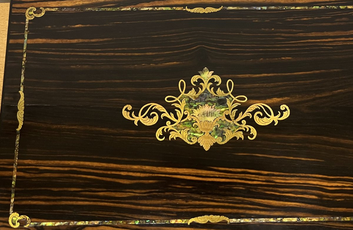 Macassar Ebony Travel Writing Case Inlaid With Mother-of-pearl -photo-4