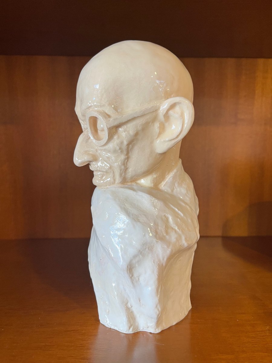  Terracotta Sculpture By Raymond Raffour: A Bust Of "gandhi" -photo-4