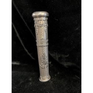 étui à cire , cachet , sceau en argent massif  guilloché décor Louis XVI 