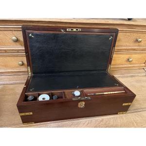 Coffret écritoire de voyages marine en acajou XIX ème 