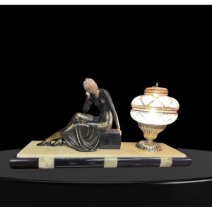 Lampe art déco femme 