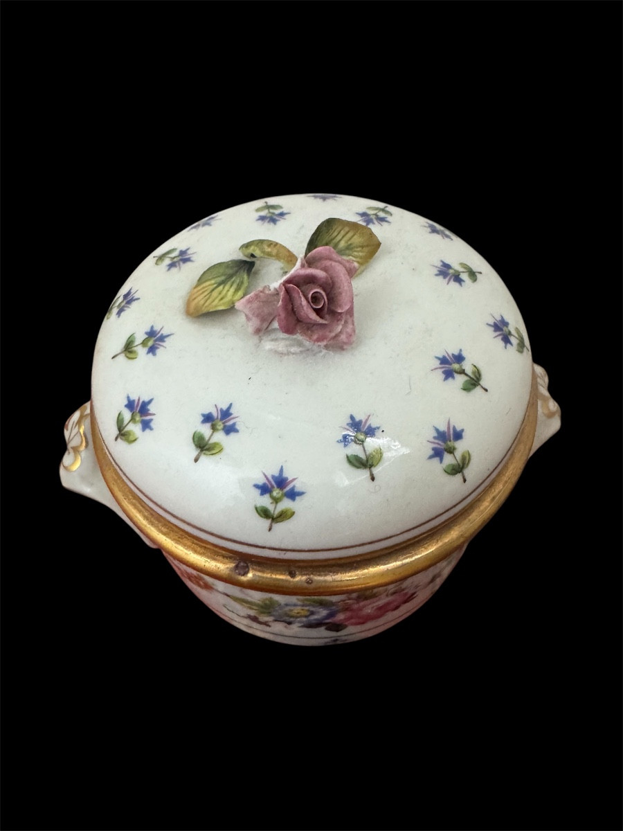 Elegant Paris Porcelain Sugar Pot -photo-2