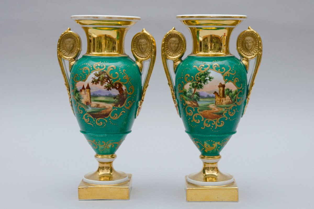 Pair Of Green Eggshaped Vases, Paris Porcelain, 19th Century-photo-3