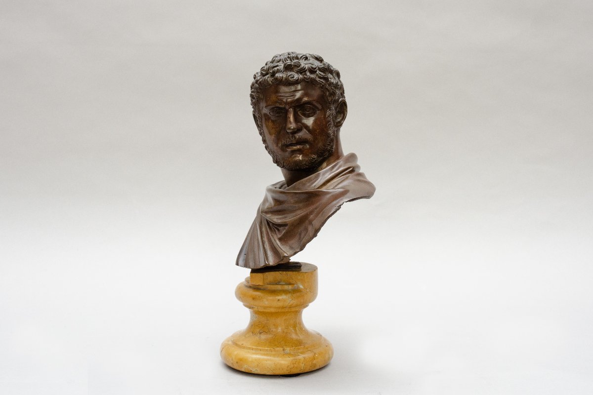 Buste en bronze de l'empereur CARRACALLA, piédouche Jaune de Sienne, 19e siècle, Grand Tour-photo-3