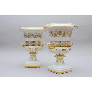 Paire de grands vase Medici, porcelaine de Bruxelles Vers 1830