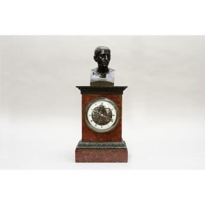 Pendule borne "Cicéron" , Grandperrin à Paris, vers 1840, marbre rouge et bronze