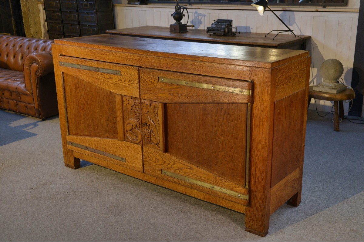 Buffet en chêne massif Art déco par Henri Bonjour 1930's