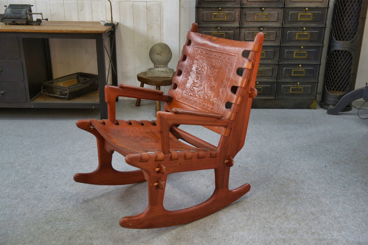 Fauteuil par Angel Pazmino en bois et cuir rouge 1960's-photo-4