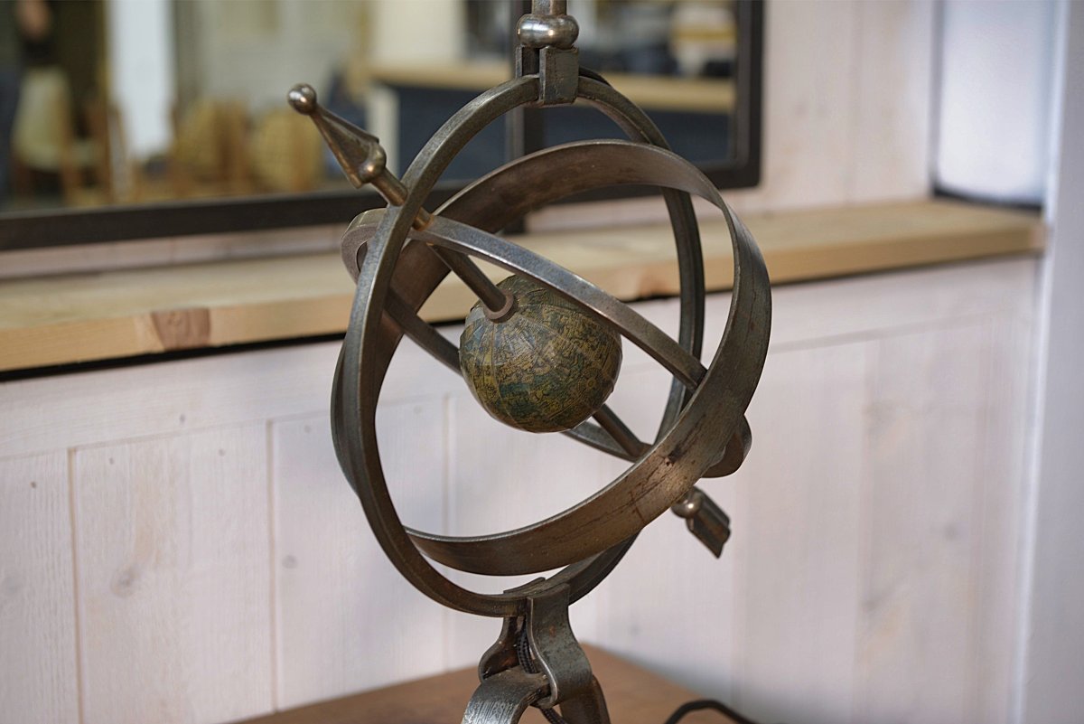 Lampe astrolabe néo-classique par Jean-Pierre Ryckaert 1960's-photo-2