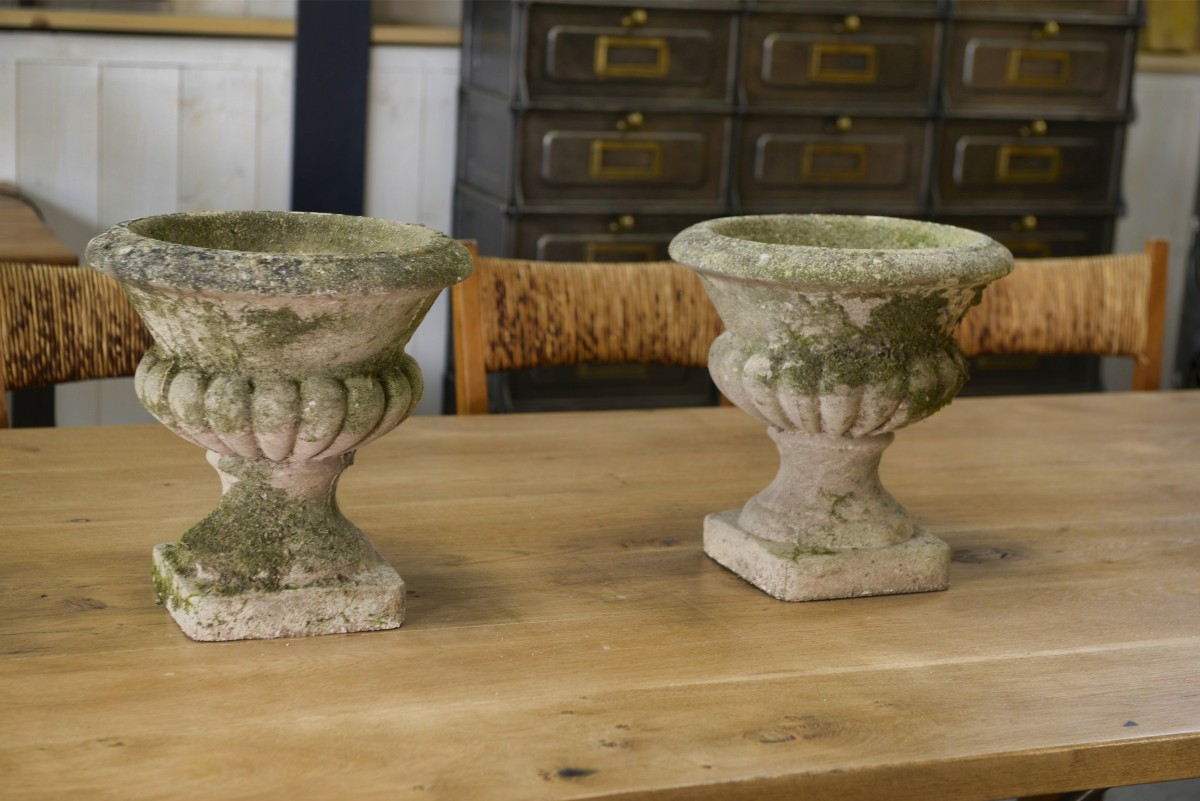 Pair Of Medici Vases In Reconstituted Stone, 20th Century